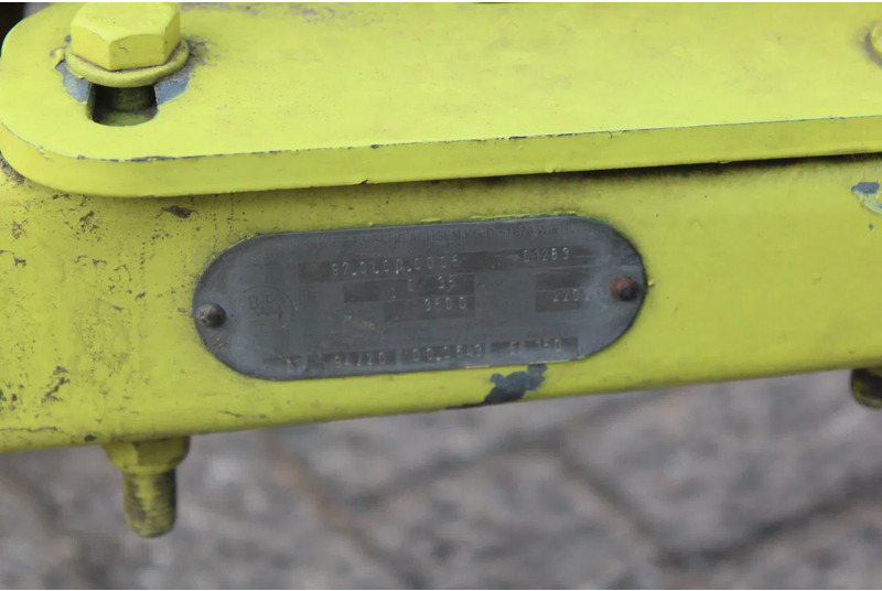 Trias 2 AXEL - Прицеп: фото 3 Trias 2 AXEL - Прицеп: фото 3