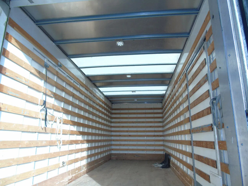 Renault D 12.220 + SPECIAL LIFT 2 etage + EURO 6 - Грузовик с закрытым кузовом: фото 4 Renault D 12.220 + SPECIAL LIFT 2 etage + EURO 6 - Грузовик с закрытым кузовом: фото 4