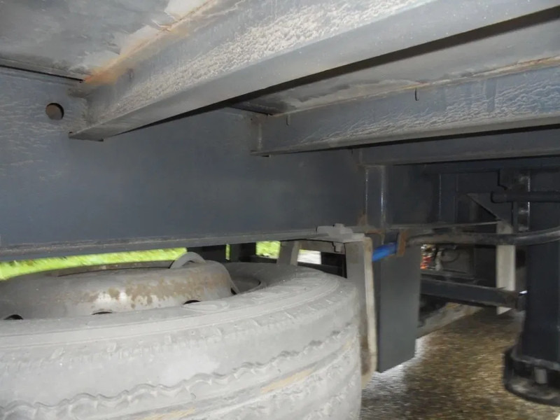 Renders RMAC 9.9 + 2 AXLE + Combi - Прицеп-фургон: фото 5 Renders RMAC 9.9 + 2 AXLE + Combi - Прицеп-фургон: фото 5