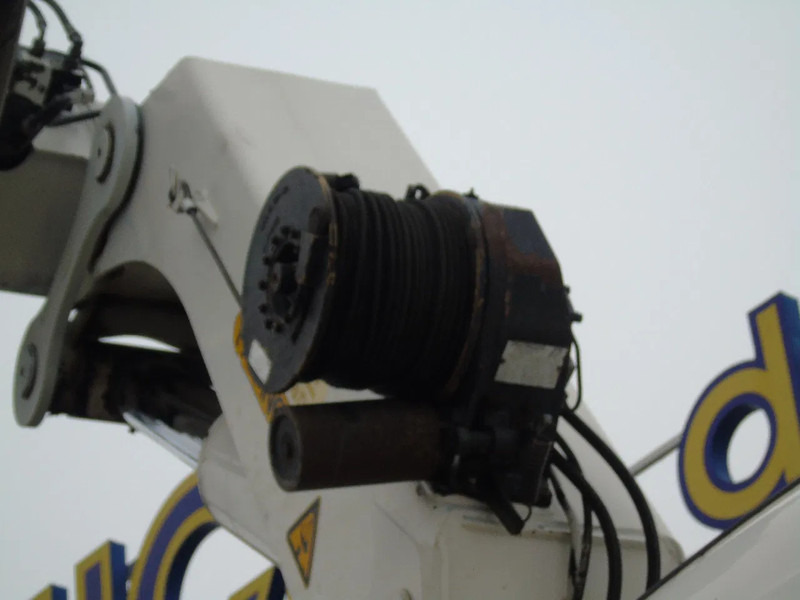 Scania R 520 V8 + PALFINGER 72002 6X + JIB 4X + WINCH + 8X4 + EURO 6 + REMOTE - Автоманипулятор: фото 5 Scania R 520 V8 + PALFINGER 72002 6X + JIB 4X + WINCH + 8X4 + EURO 6 + REMOTE - Автоманипулятор: фото 5