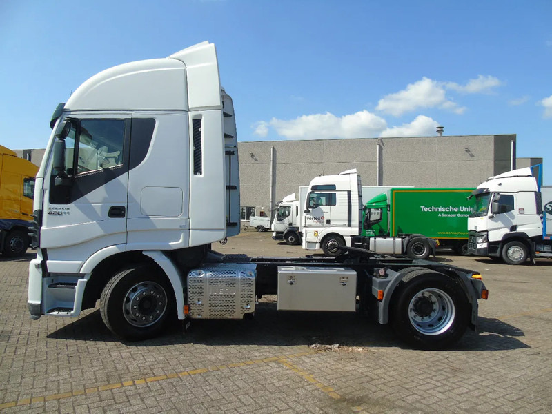 Iveco Stralis 420 + EURO 6 + 580KM - Тягач: фото 4 Iveco Stralis 420 + EURO 6 + 580KM - Тягач: фото 4