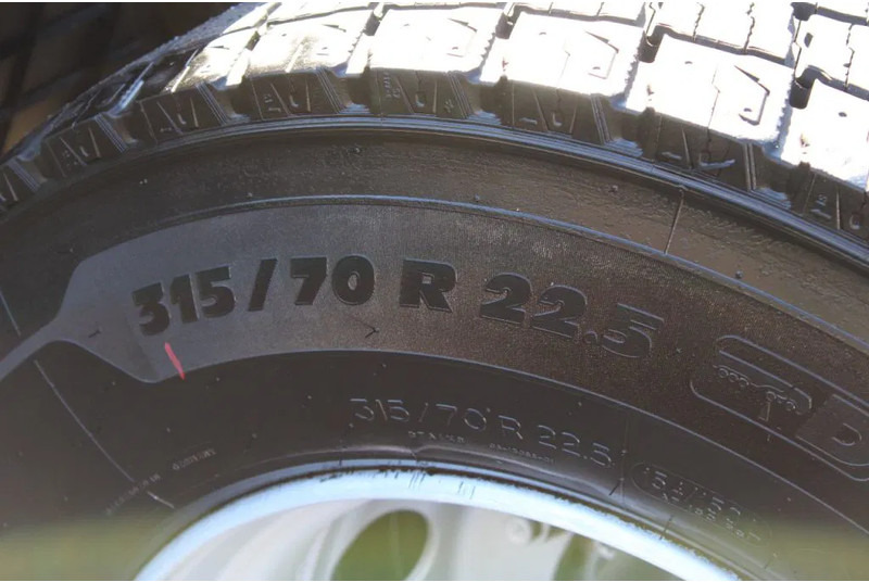 Тягач Mercedes-Benz Actros 1936 + EURO 6: фото 11 Тягач Mercedes-Benz Actros 1936 + EURO 6: фото 11