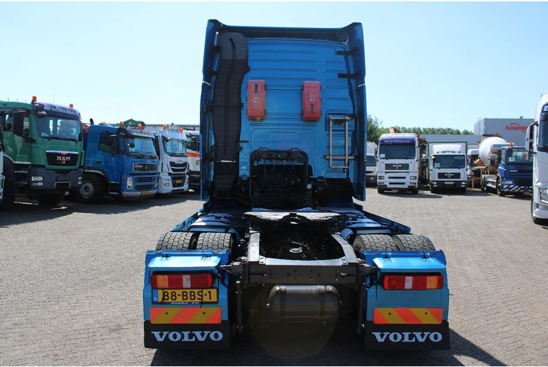 Volvo FH 460 XL cabine + euro 5 + spoiler - Тягач: фото 5 Volvo FH 460 XL cabine + euro 5 + spoiler - Тягач: фото 5