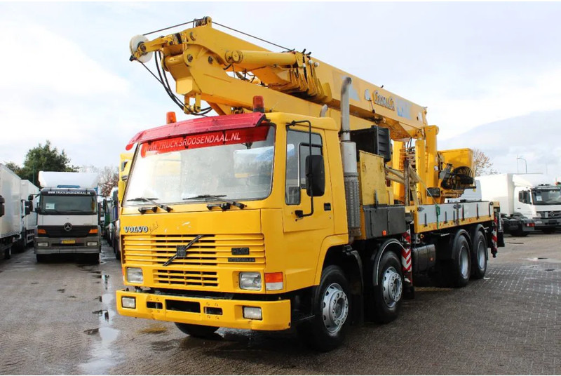 Volvo FL FL10 8X4 + GROMACH 34 mtr. + EURO 2 - Автоманипулятор: фото 2 Volvo FL FL10 8X4 + GROMACH 34 mtr. + EURO 2 - Автоманипулятор: фото 2