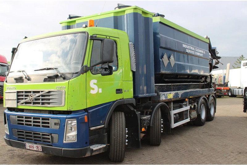 Volvo FM 12.340 + ADR + stokota 14.000L + manual - Ассенизатор: фото 3 Volvo FM 12.340 + ADR + stokota 14.000L + manual - Ассенизатор: фото 3