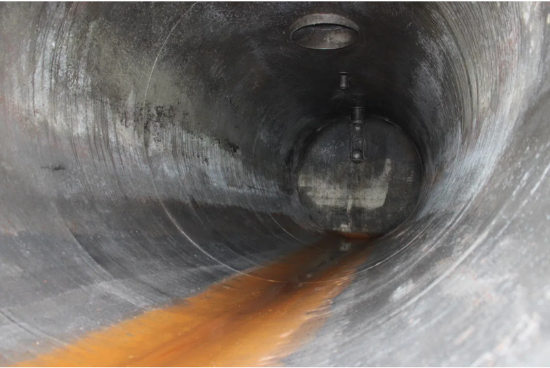 Volvo FM 12.340 + ADR + stokota 14.000L + manual - Ассенизатор: фото 4 Volvo FM 12.340 + ADR + stokota 14.000L + manual - Ассенизатор: фото 4