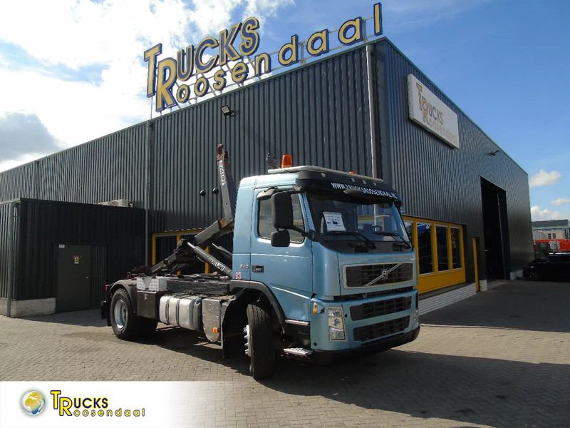 Volvo FM 340 + MANUAL + 19T - Крюковой мультилифт: фото 1 Volvo FM 340 + MANUAL + 19T - Крюковой мультилифт: фото 1