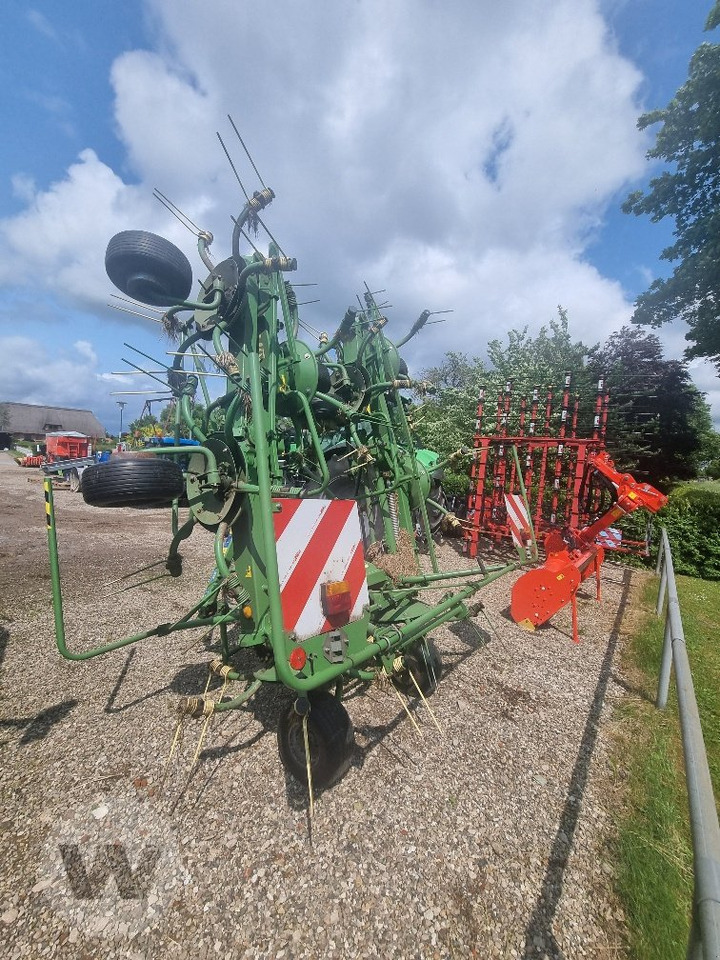 Krone KW 8.82/8 - Сеноворошилка: фото 1 Krone KW 8.82/8 - Сеноворошилка: фото 1