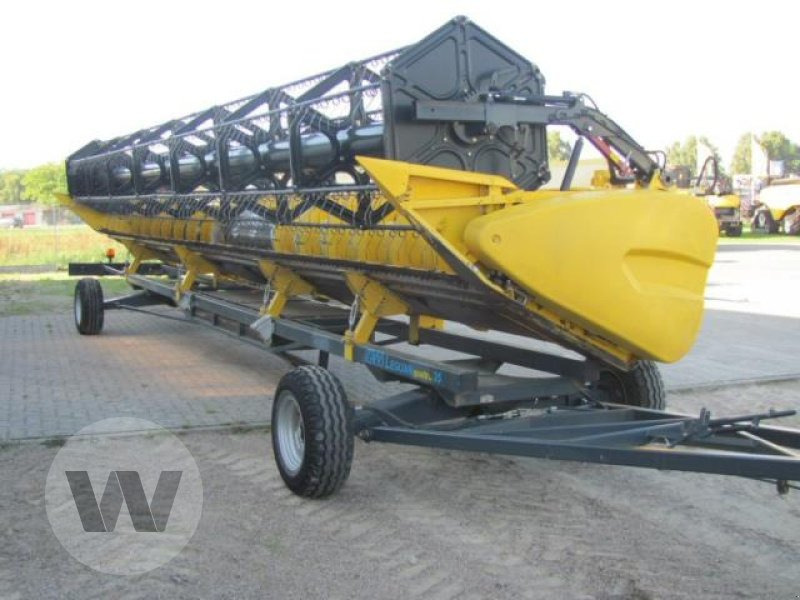 New Holland CR 9090 SCR - Зерноуборочный комбайн: фото 3 New Holland CR 9090 SCR - Зерноуборочный комбайн: фото 3