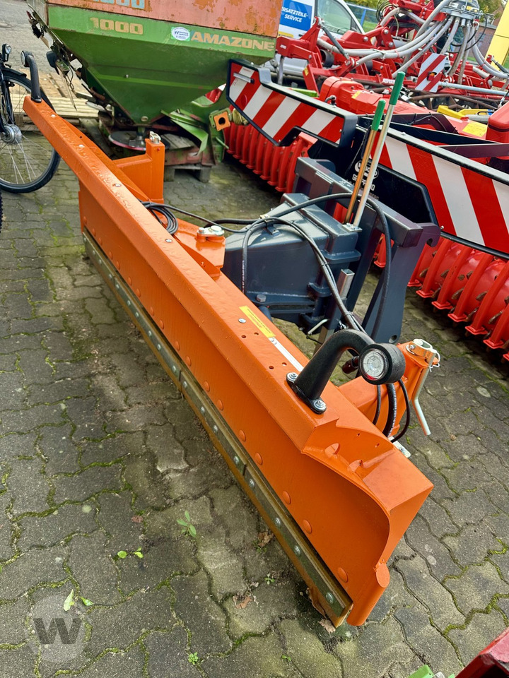 Tuchel L-SF 225 - Отвал: фото 1 Tuchel L-SF 225 - Отвал: фото 1