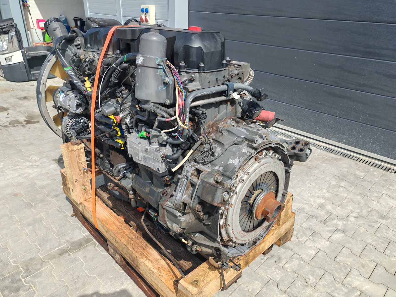 DAF XF CF ENGINE MX 340U1 / EURO5 / COMPLETE ENGINE / WORLDWIDE DELIVERY - Двигатель: фото 2 DAF XF CF ENGINE MX 340U1 / EURO5 / COMPLETE ENGINE / WORLDWIDE DELIVERY - Двигатель: фото 2