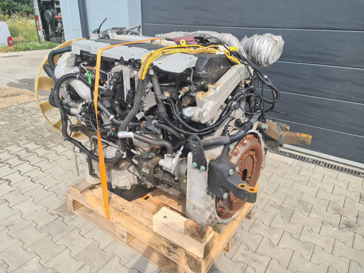 MAN TGX TGS / D2676 LF51 / COMPLETE ENGINE - Двигатель: фото 4 MAN TGX TGS / D2676 LF51 / COMPLETE ENGINE - Двигатель: фото 4