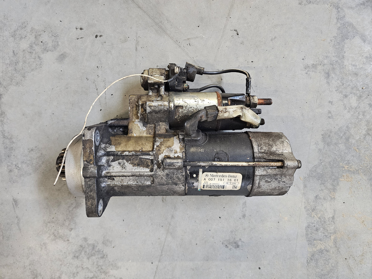 MERCEDES-BENZ ATEGO MP4 EURO 6 / ENGINE STARTER / OM936 / A0071511601 - Стартер: фото 2 MERCEDES-BENZ ATEGO MP4 EURO 6 / ENGINE STARTER / OM936 / A0071511601 - Стартер: фото 2