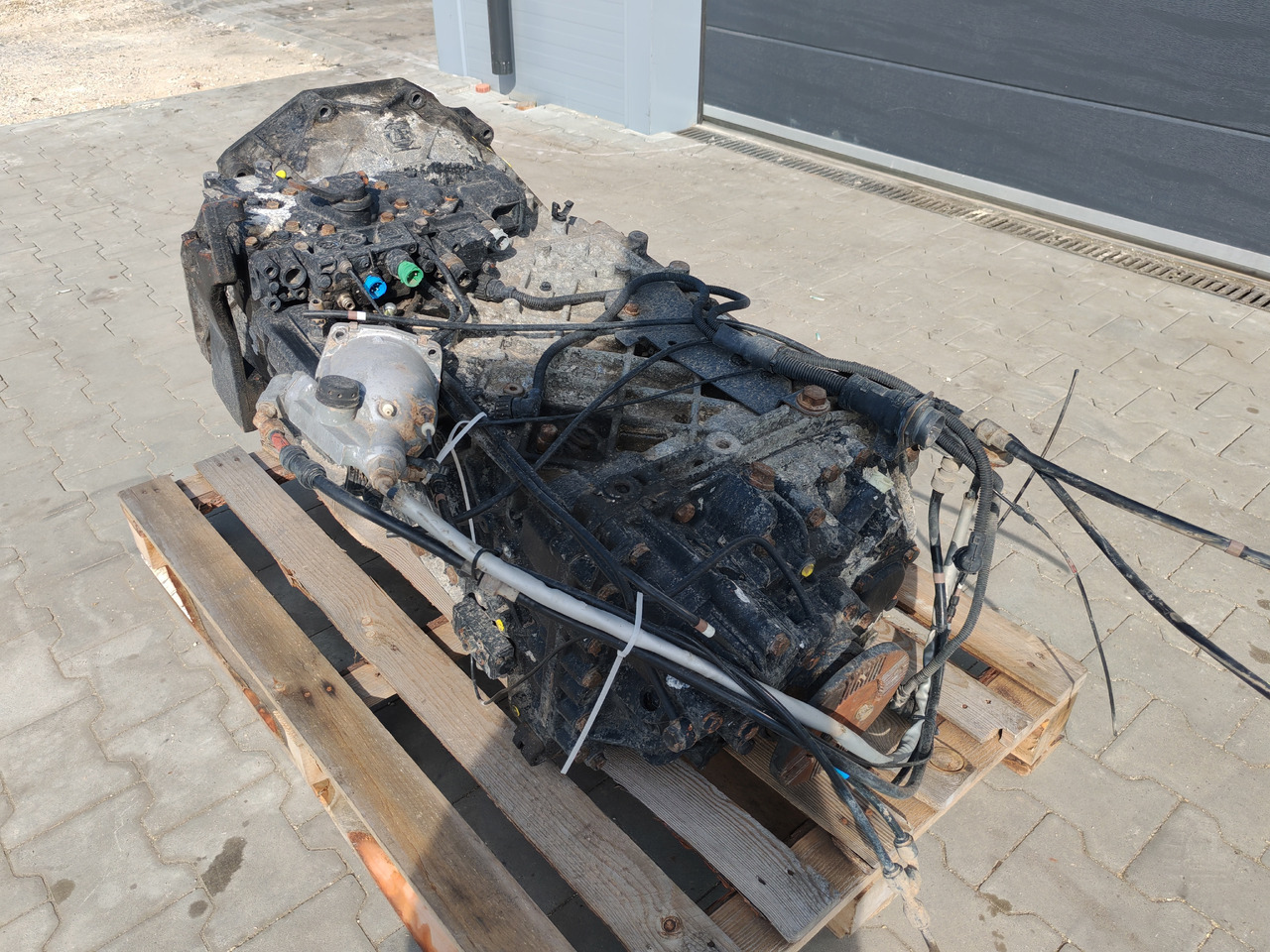 RENAULT DXI / ZF NEW ECOSPLIT 16S2220 TD / MANUAL / DELIVERY - Коробка передач: фото 3 RENAULT DXI / ZF NEW ECOSPLIT 16S2220 TD / MANUAL / DELIVERY - Коробка передач: фото 3