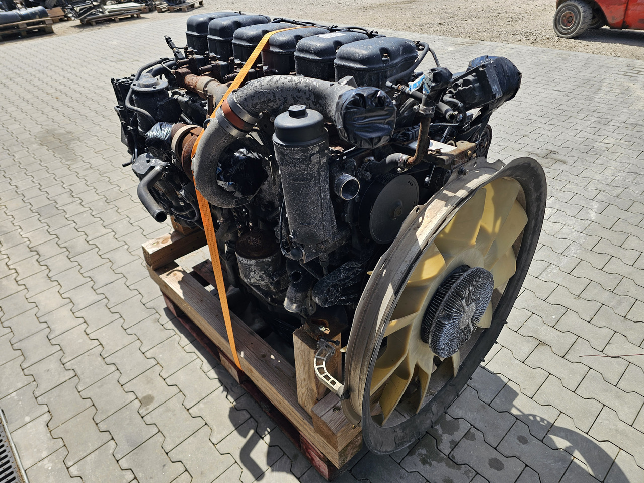 SCANIA R450 / DC13 147 / EURO 6 / COMPLETE ENGINE - Двигатель: фото 4 SCANIA R450 / DC13 147 / EURO 6 / COMPLETE ENGINE - Двигатель: фото 4