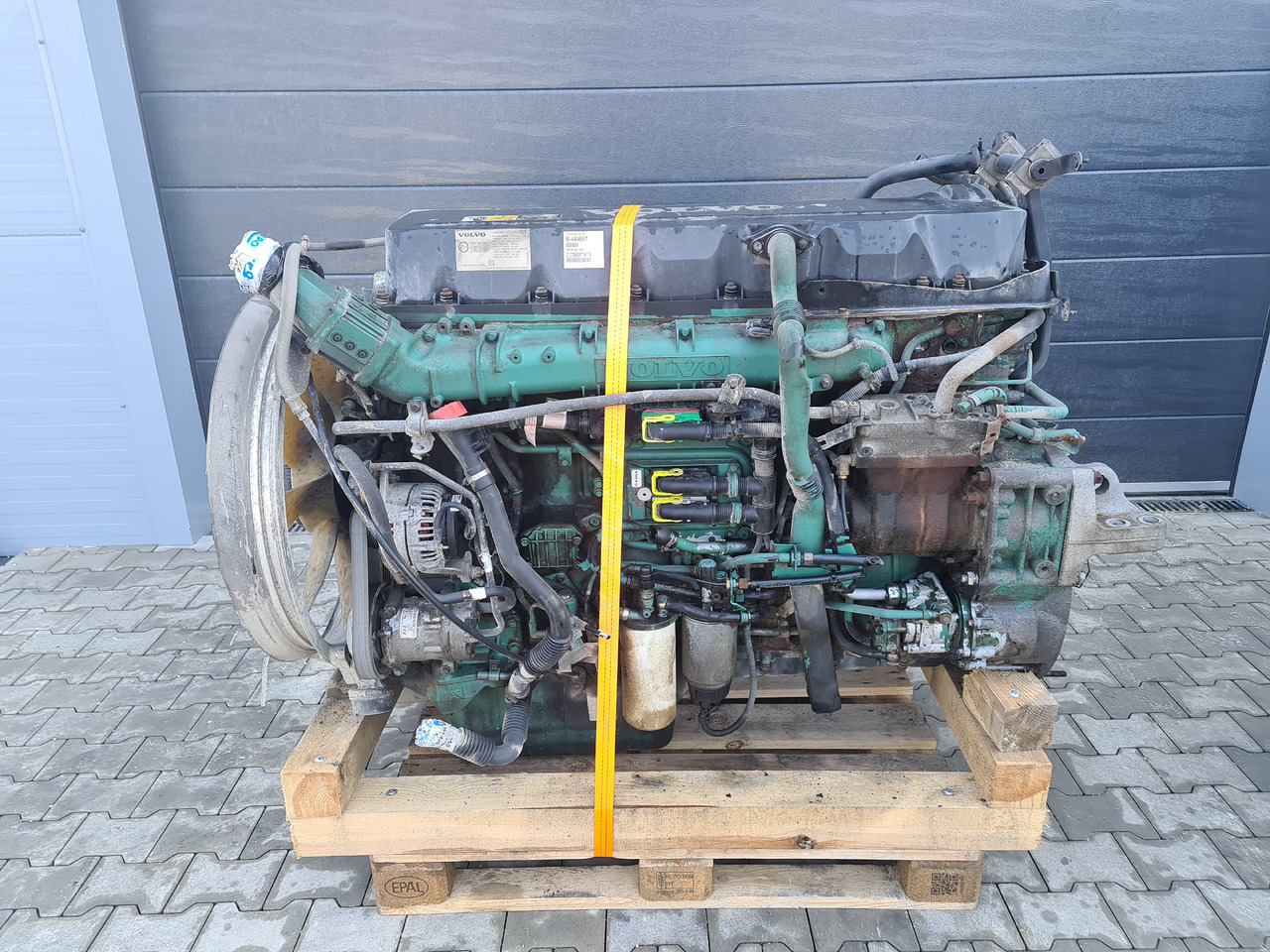 VOLVO FH FM ENGINE D13A 360 EC06 / COMPLETE - Двигатель: фото 1 VOLVO FH FM ENGINE D13A 360 EC06 / COMPLETE - Двигатель: фото 1