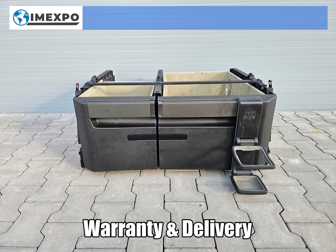VOLVO FH4 / CABIN UNDERBED STORAGE / 23538347 23538293 - Кабина и интерьер: фото 1 VOLVO FH4 / CABIN UNDERBED STORAGE / 23538347 23538293 - Кабина и интерьер: фото 1