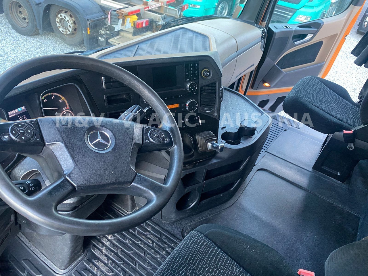 Mercedes-Benz 2542 - Грузовик-контейнеровоз/ Сменный кузов: фото 4 Mercedes-Benz 2542 - Грузовик-контейнеровоз/ Сменный кузов: фото 4