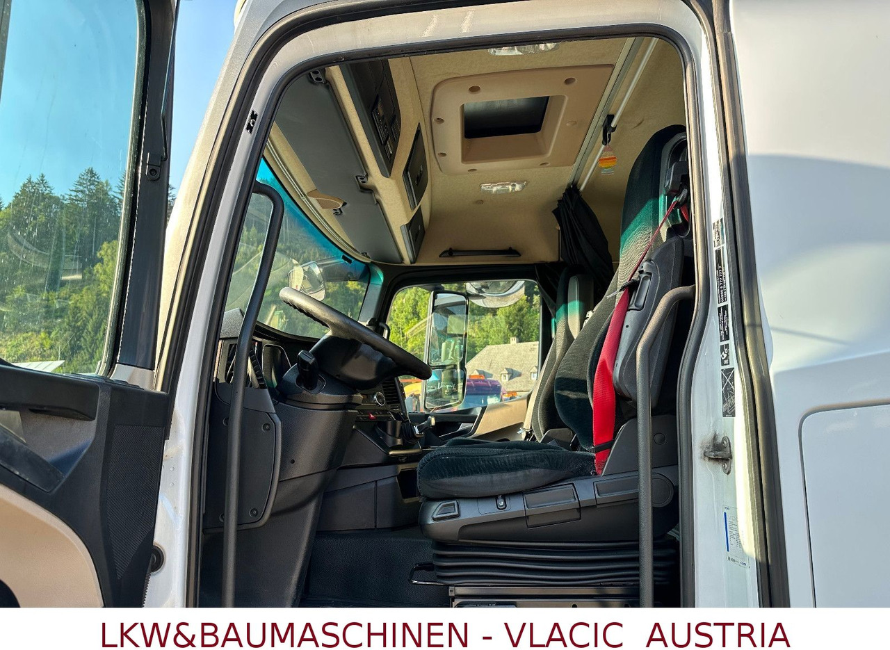 Mercedes-Benz Actros 1840 ADR ( 17 Stk. auf Lager 2017 jahr) - Тягач: фото 3 Mercedes-Benz Actros 1840 ADR ( 17 Stk. auf Lager 2017 jahr) - Тягач: фото 3