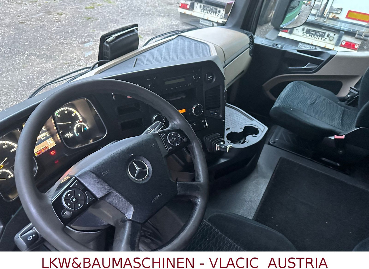 Mercedes-Benz Actros 1840 ADR - Тягач: фото 4 Mercedes-Benz Actros 1840 ADR - Тягач: фото 4