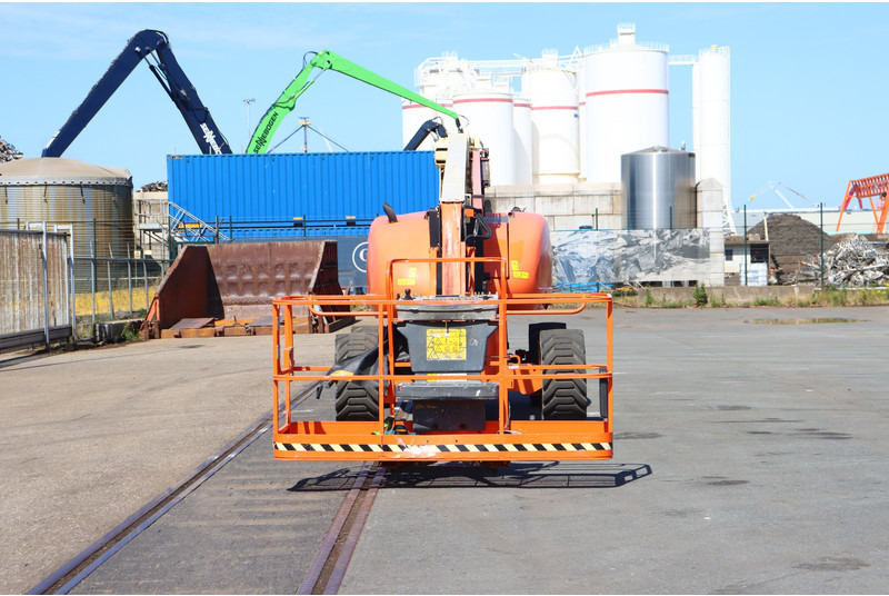 JLG 800AJ - Коленчатый подъемник: фото 3 JLG 800AJ - Коленчатый подъемник: фото 3