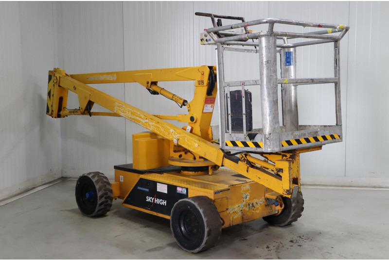 SkyHigh ST120 - Коленчатый подъемник: фото 1 SkyHigh ST120 - Коленчатый подъемник: фото 1