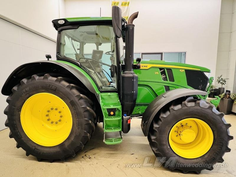John Deere 6R 215 - Трактор: фото 5 John Deere 6R 215 - Трактор: фото 5