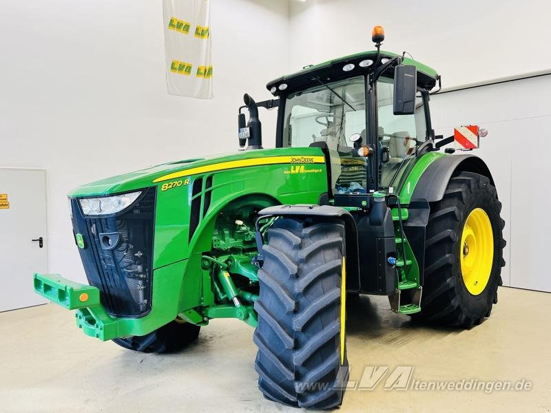 John Deere 8270R - Трактор: фото 1 John Deere 8270R - Трактор: фото 1