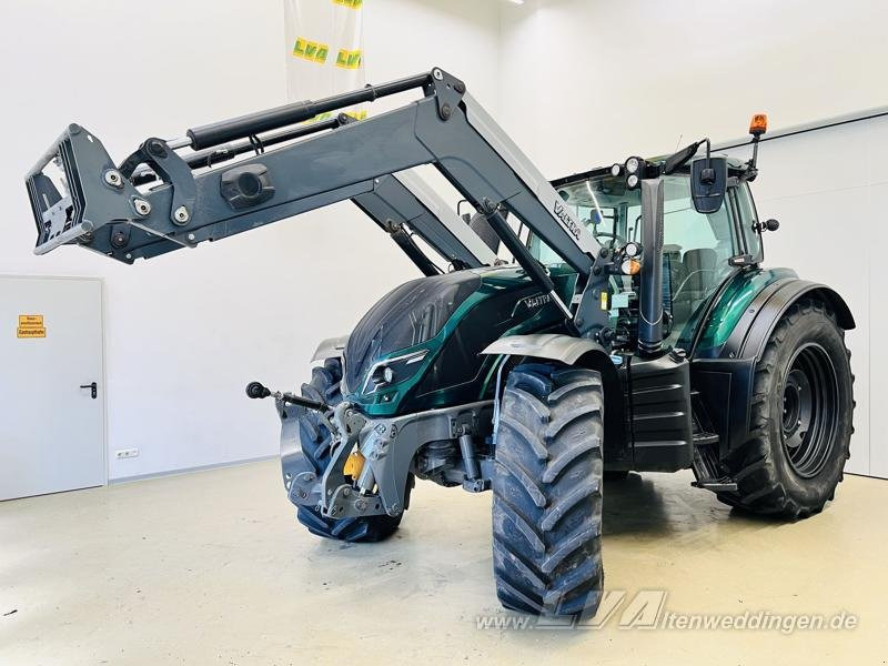 Valtra T174 - Трактор: фото 2 Valtra T174 - Трактор: фото 2