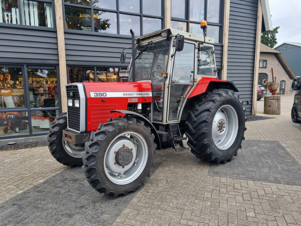 MASSEY FERGUSON 390 - Трактор: фото 2 MASSEY FERGUSON 390 - Трактор: фото 2