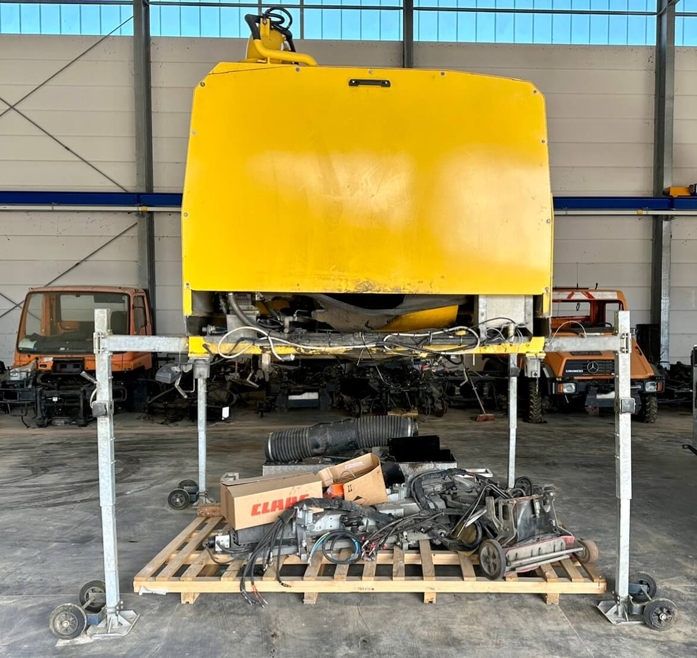 Unimog Aufbaukehrmaschine Trilety SK-370 - Сменный кузов для мусоровоза: фото 2 Unimog Aufbaukehrmaschine Trilety SK-370 - Сменный кузов для мусоровоза: фото 2