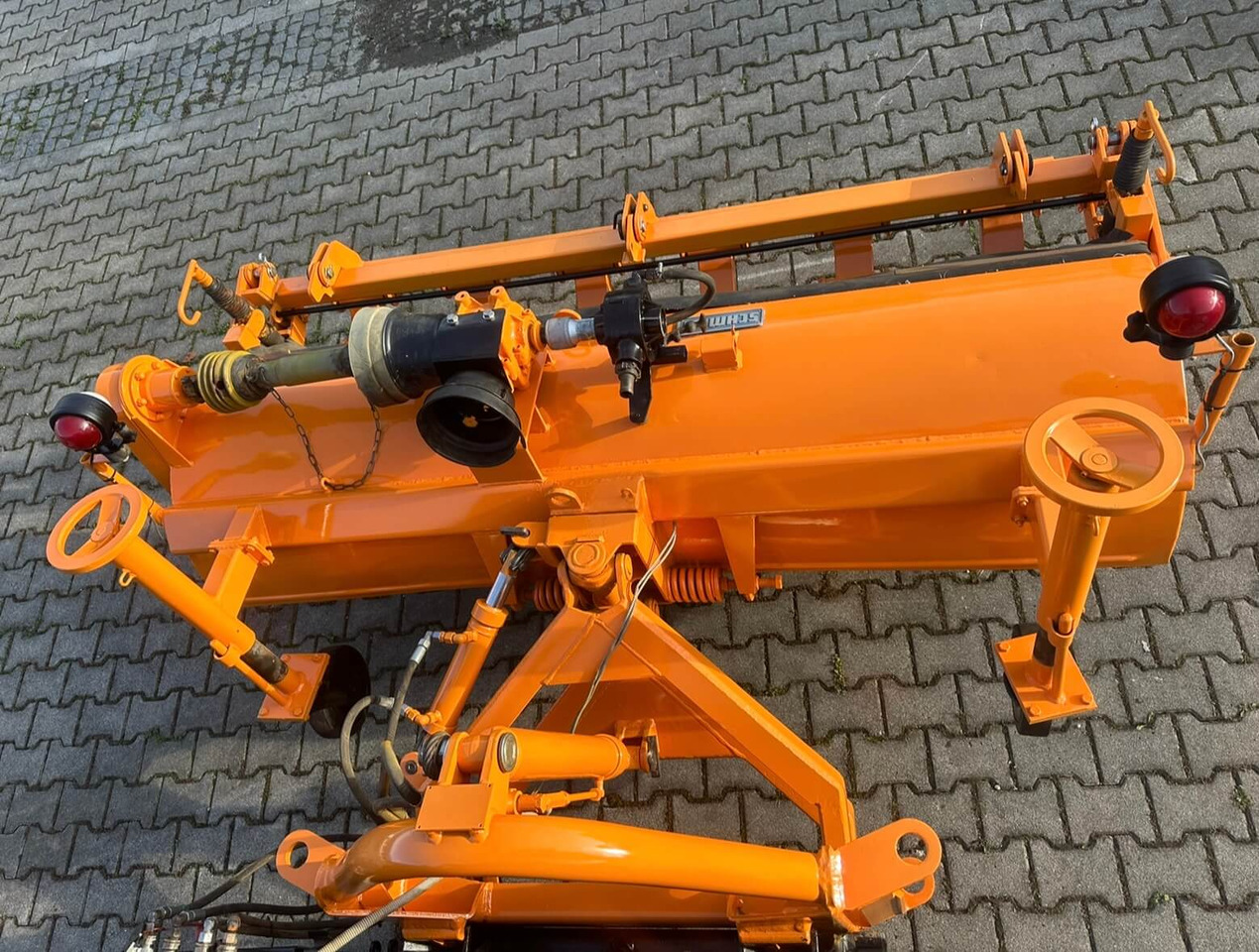 Unimog Frontanbaukehrbesen Schmidt VKS4.2 - Щетка: фото 5 Unimog Frontanbaukehrbesen Schmidt VKS4.2 - Щетка: фото 5