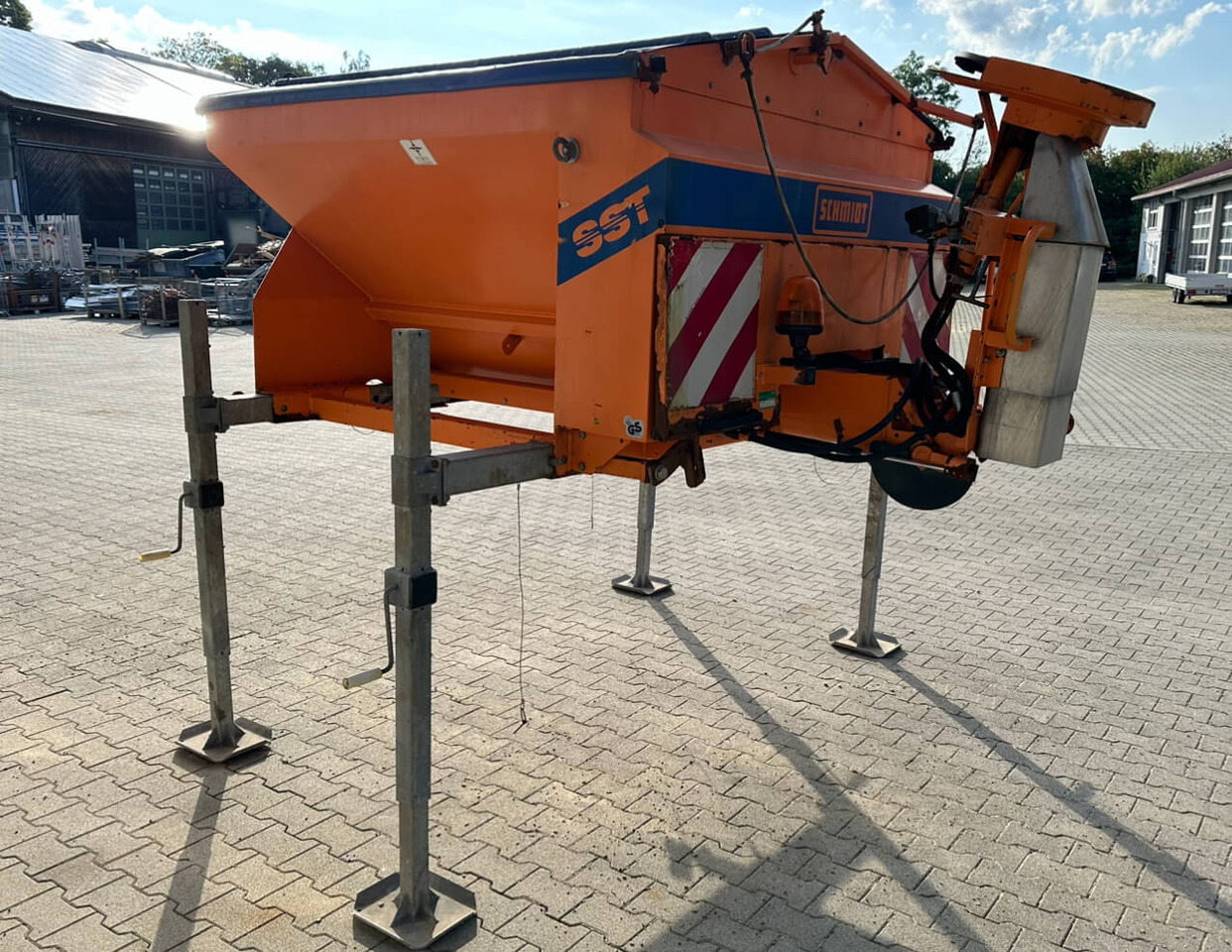 Unimog Salzstreuer Schmidt SST20-TLWH - Разбрасыватель песка/ Соли: фото 1 Unimog Salzstreuer Schmidt SST20-TLWH - Разбрасыватель песка/ Соли: фото 1