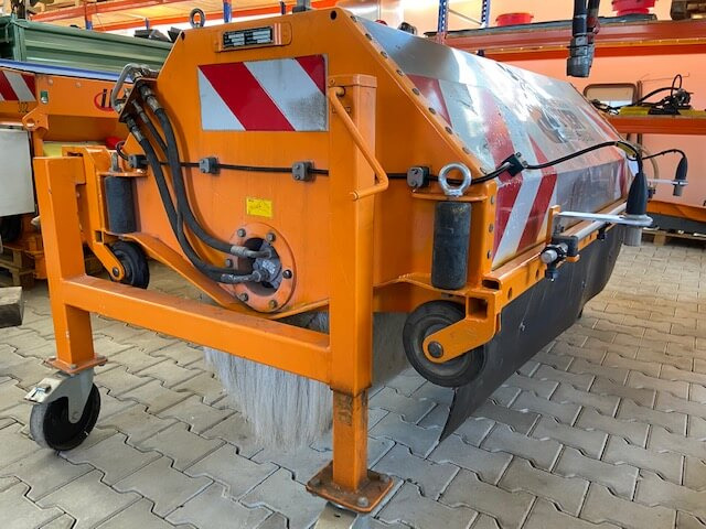 Unimog Tunnelwaschbürste Dücker TWA18/1 - Щетка: фото 3 Unimog Tunnelwaschbürste Dücker TWA18/1 - Щетка: фото 3