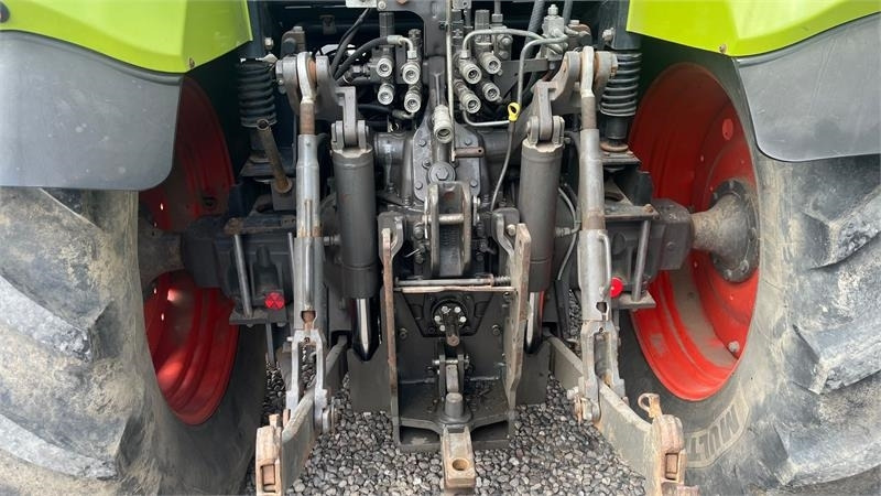 Claas Arion 630C Med frontlift - Трактор: фото 5 Claas Arion 630C Med frontlift - Трактор: фото 5