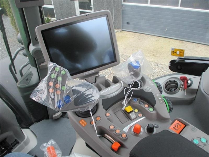 Трактор Deutz-fahr 9340 TTV New and Unused tractor: фото 14