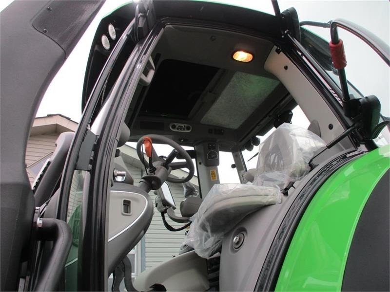 Трактор Deutz-fahr 9340 TTV New and Unused tractor: фото 12