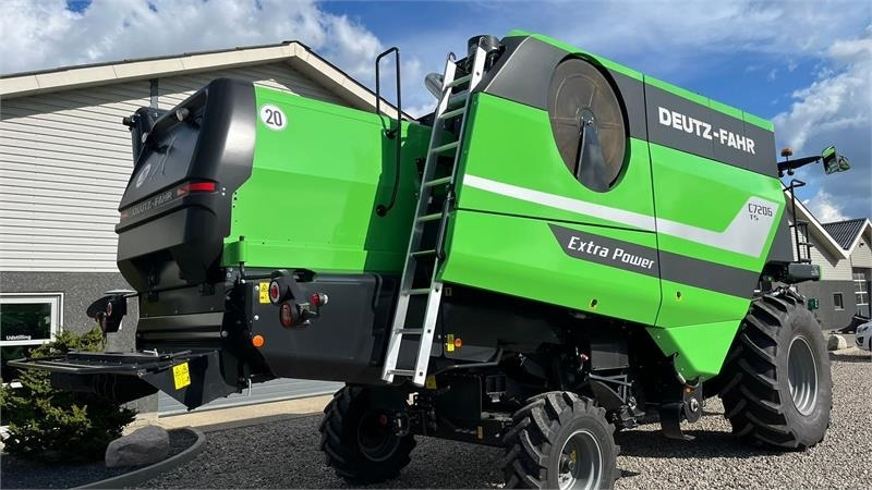 Deutz-fahr C7206 With 24feed - 7.2m header. New and unused Co - Зерноуборочный комбайн: фото 2 Deutz-fahr C7206 With 24feed - 7.2m header. New and unused Co - Зерноуборочный комбайн: фото 2
