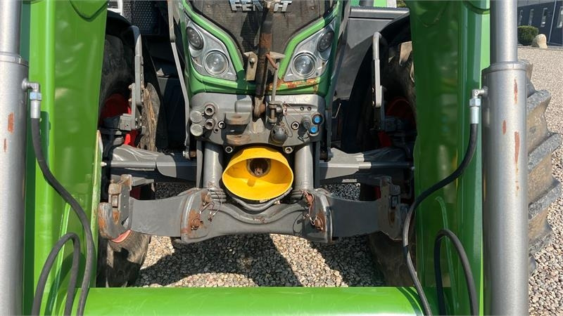 Fendt 720 Vario Med frontlæsser, frontlift og frontPTO - Трактор: фото 4 Fendt 720 Vario Med frontlæsser, frontlift og frontPTO - Трактор: фото 4