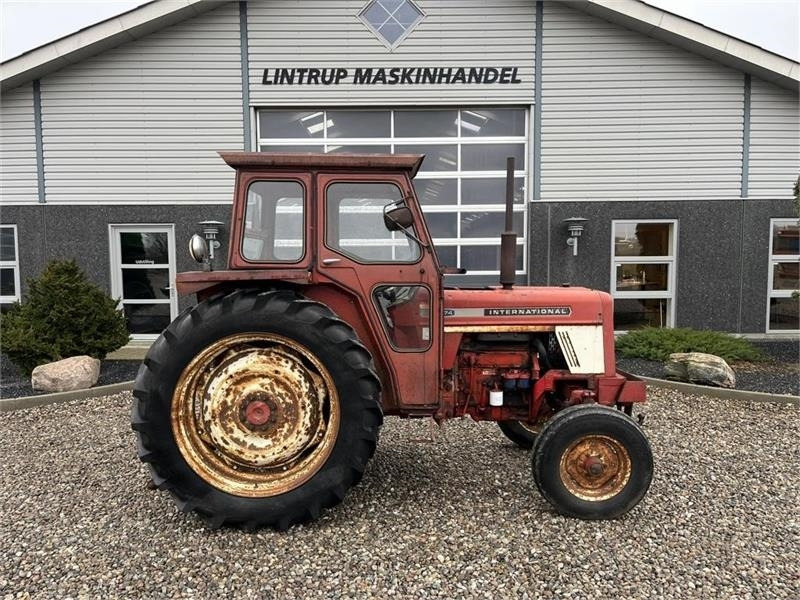 IH 574 handy traktor med servostyring. - Трактор: фото 5 IH 574 handy traktor med servostyring. - Трактор: фото 5