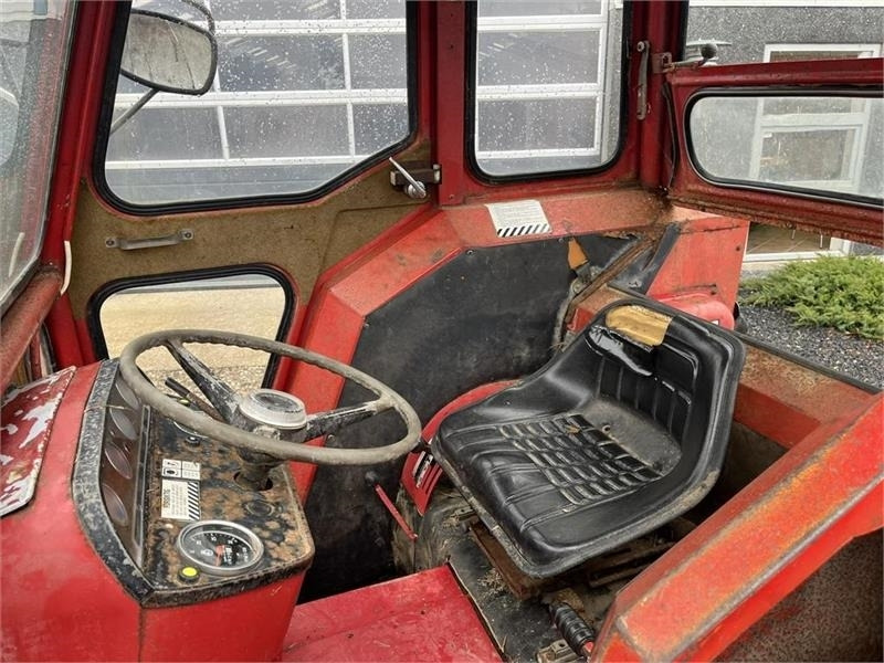 IH 574 handy traktor med servostyring. - Трактор: фото 4 IH 574 handy traktor med servostyring. - Трактор: фото 4