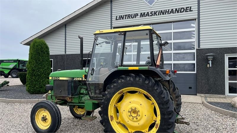 John Deere 2450 Med servostyring - Трактор: фото 2 John Deere 2450 Med servostyring - Трактор: фото 2