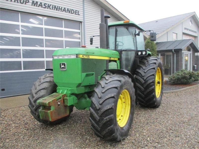 John Deere 4755 En rigtig kraftkarl med den store 7,6L motor - Трактор: фото 3 John Deere 4755 En rigtig kraftkarl med den store 7,6L motor - Трактор: фото 3