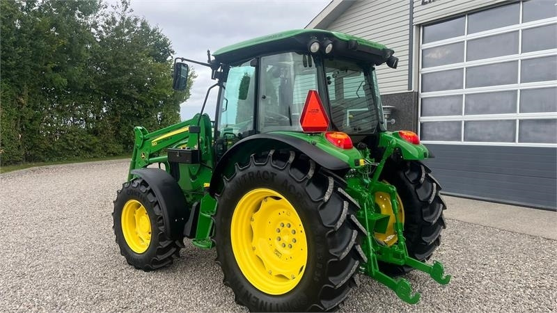 John Deere 5080R Med frontlæsser - Трактор: фото 3 John Deere 5080R Med frontlæsser - Трактор: фото 3