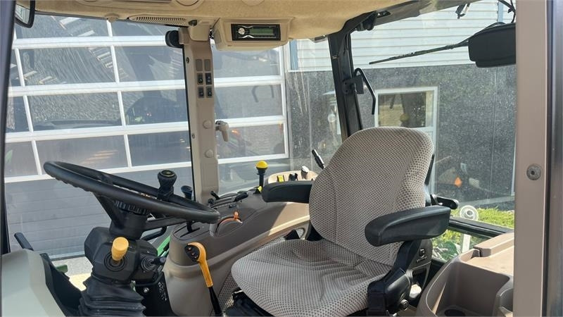 John Deere 5115M Med frontlæsser, som ny - Трактор: фото 5 John Deere 5115M Med frontlæsser, som ny - Трактор: фото 5