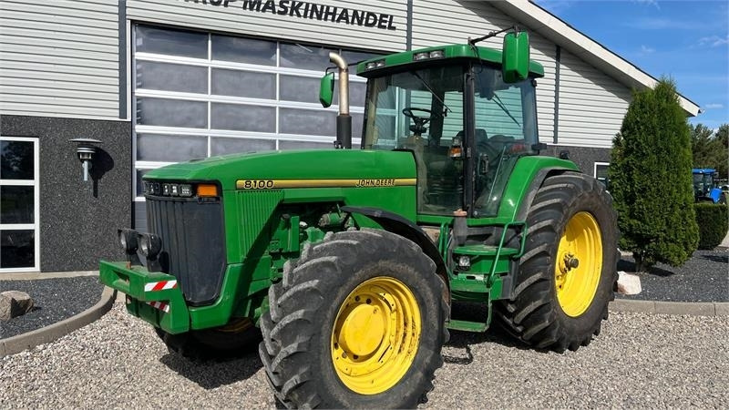 John Deere 8100 Samme ejer siden 2014  - Трактор: фото 2 John Deere 8100 Samme ejer siden 2014  - Трактор: фото 2