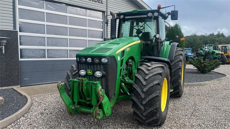 Трактор John Deere 8230 Med frontlift: фото 9