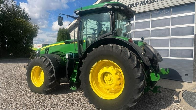 John Deere 8320R  - Трактор: фото 3 John Deere 8320R  - Трактор: фото 3
