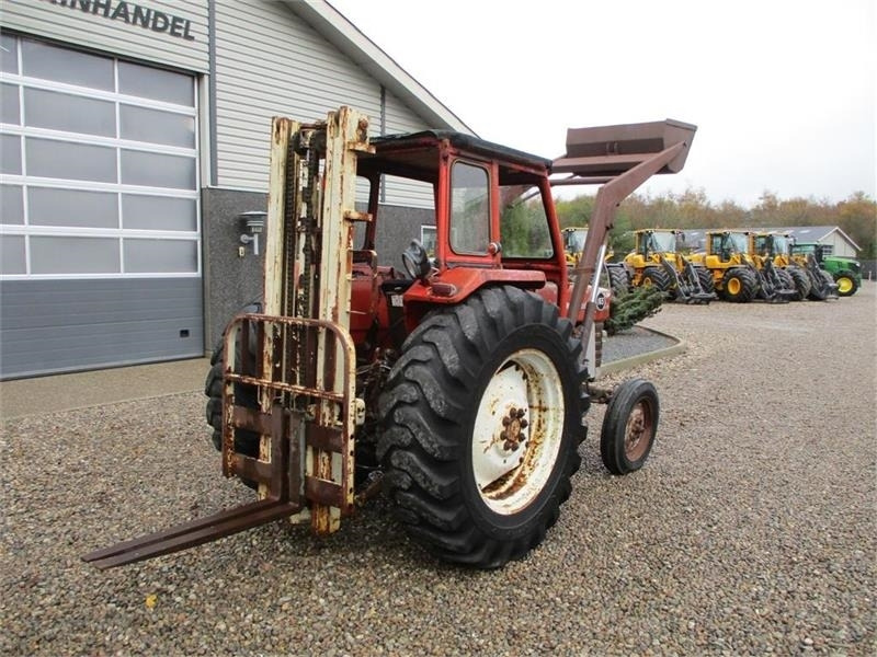 Трактор Massey Ferguson 165 Med Trucktårn og Frontlæsser: фото 11