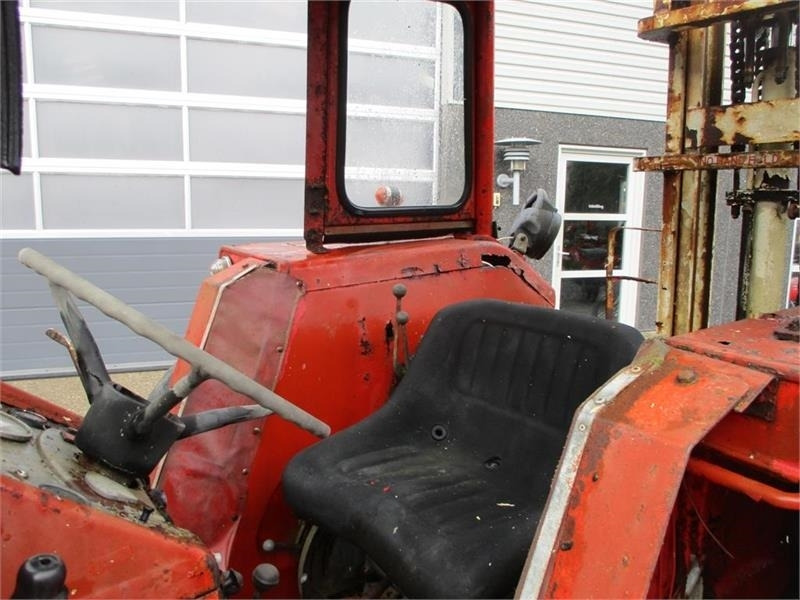 Трактор Massey Ferguson 165 Med Trucktårn og Frontlæsser: фото 8
